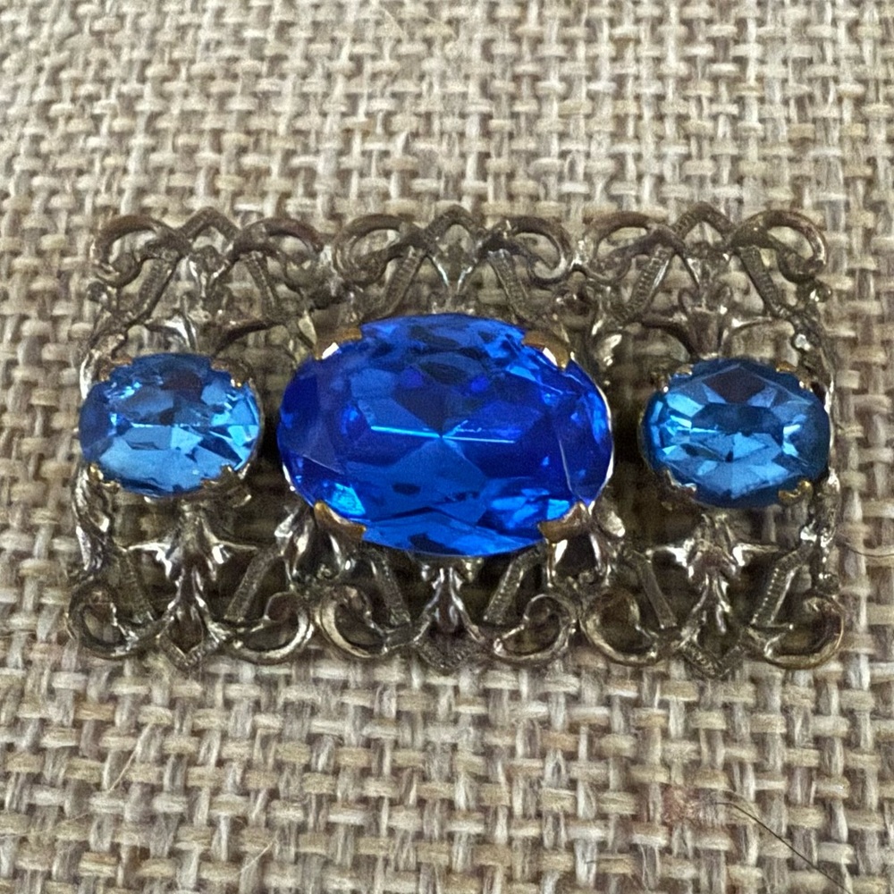 Electric sapphire blue crystal Czech brooch, vintage
